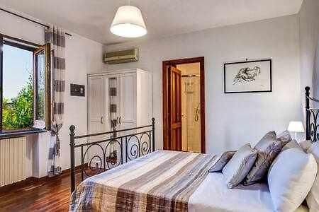 מסה לוברנסה Gocce Villas - Villa De Flores Country Style Villa With Pool מראה חיצוני תמונה