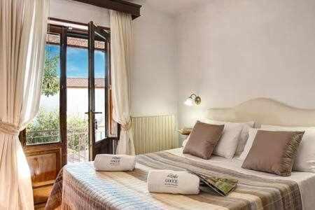 מסה לוברנסה Gocce Villas - Villa De Flores Country Style Villa With Pool מראה חיצוני תמונה