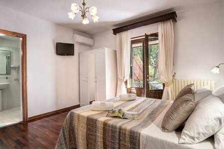 מסה לוברנסה Gocce Villas - Villa De Flores Country Style Villa With Pool מראה חיצוני תמונה
