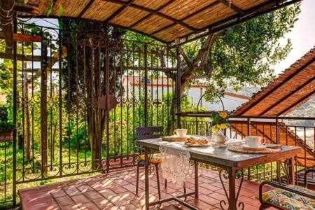 מסה לוברנסה Gocce Villas - Villa De Flores Country Style Villa With Pool מראה חיצוני תמונה